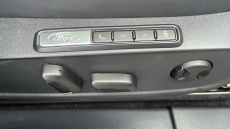 Ford Explorer 250kW Premium 79kWh AWD 5dr Auto Electric Estate